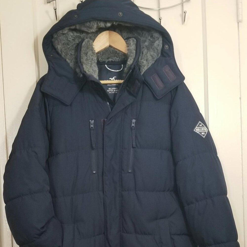 Holister Men's Hooded Mid-Length Quilted Winter Coat